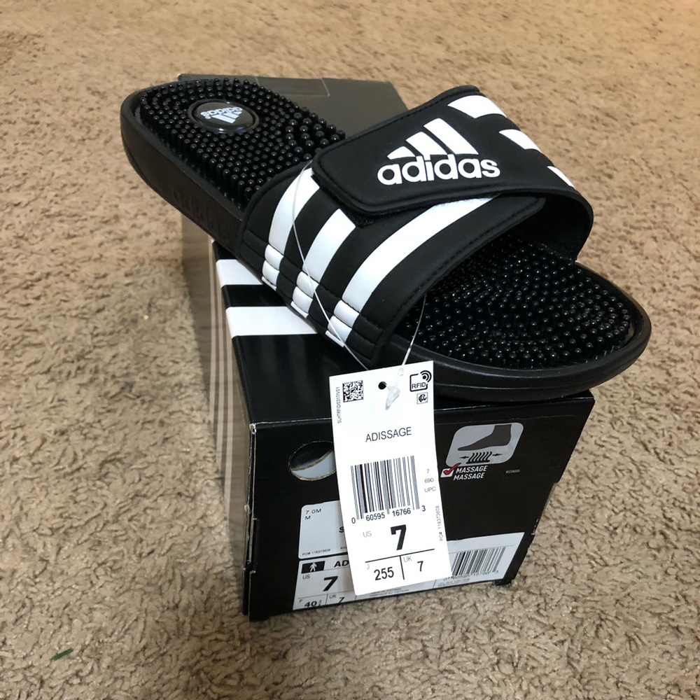 Adidas Slides Brand New with tags - Picture 2 of 2